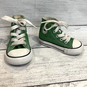 Toddler green high top converse size 4C
